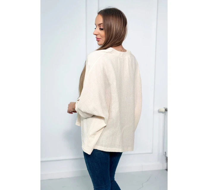 Mušelínová halenka s ohrnutými rukávy světle béžová