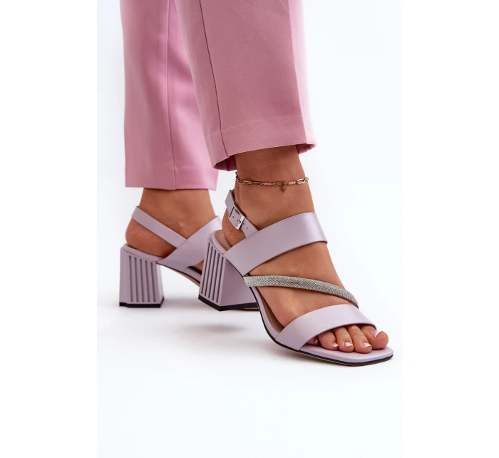 Dámské elegantní sandály na podpatku fialové D&A model 21659773 - S.Barski