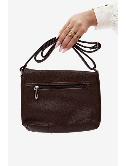 Kabelka typu s třásněmi z umělé kůže model 22220939 - Flora&Co Kabelka typu s třásněmi z umělé kůže model 22220939 - Flora&Co