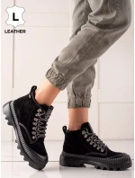 Krásné dámské černé kotníčkové boty bez podpatku Krásné dámské černé kotníčkové boty bez podpatku