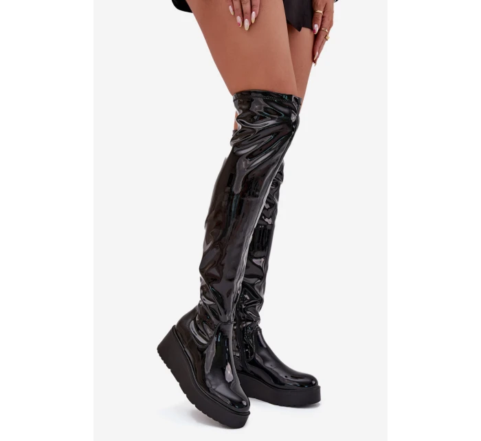 Lakované Kozačky Kolena Na Platformě A S Černé model 21707009 - Boto Lakované Kozačky Kolena Na Platformě A S Černé model 21707009 - Boto