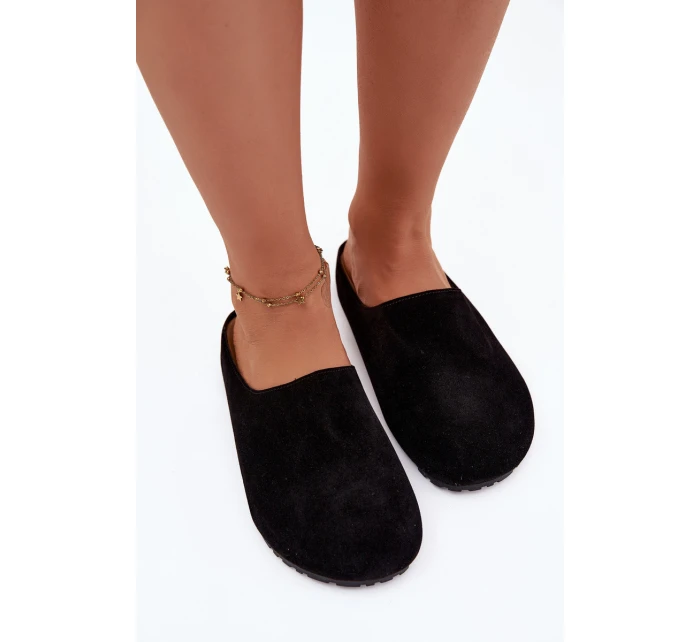 Dámské pantofle z eko semiše černé model 21788013 - Boto Dámské pantofle z eko semiše černé model 21788013 - Boto