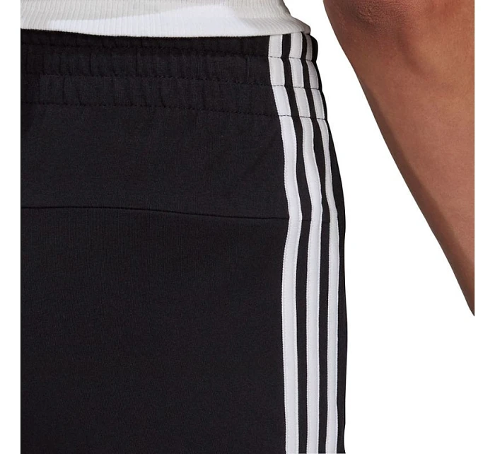 Dámské šortky adidas Essentials Slim Shorts W GM5523 dámské Dámské šortky adidas Essentials Slim Shorts W GM5523 dámské