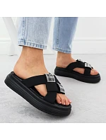 Dámské žabky na platformě se zirkony černé Potocki 16347 Dámské žabky na platformě se zirkony černé Potocki 16347