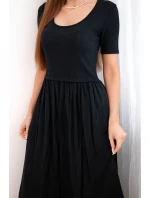 Dámské bavlněné midi šaty s krátkým rukávem a rozšířeným spodkem černá