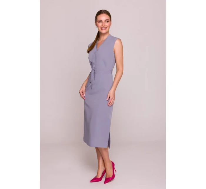 S410 Šaty áčkového střihu s vázáním a výstřihem do V - holubičí šeď S410 Šaty áčkového střihu s vázáním a výstřihem do V - holubičí šeď