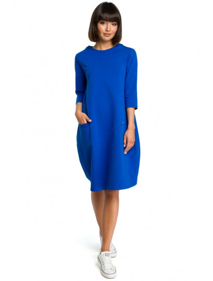 B083 Oversized šaty s přední kapsou - královská modř
