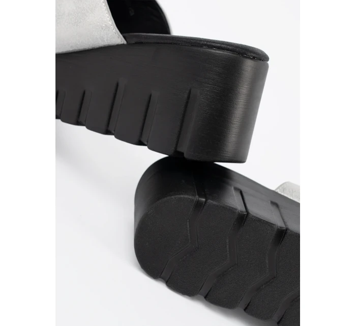 Moderní nazouváky dámské stříbrné platforma Moderní nazouváky dámské stříbrné platforma