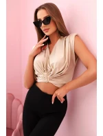 Dámská halenka s hlubokým výstřihem a ozdobným detailem béžový Dámská halenka s hlubokým výstřihem a ozdobným detailem béžový