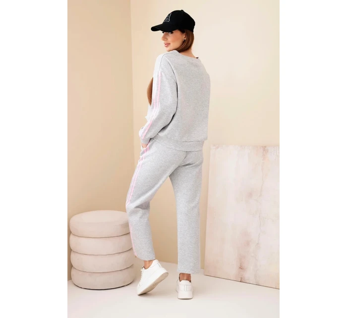 Dámský viskózový komplet máslový s lampasy šedý Dámský viskózový komplet máslový s lampasy šedý