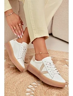 Dámské tenisky z pravé kůže na platformě Vinceza 79597 Bílé Dámské tenisky z pravé kůže na platformě Vinceza 79597 Bílé