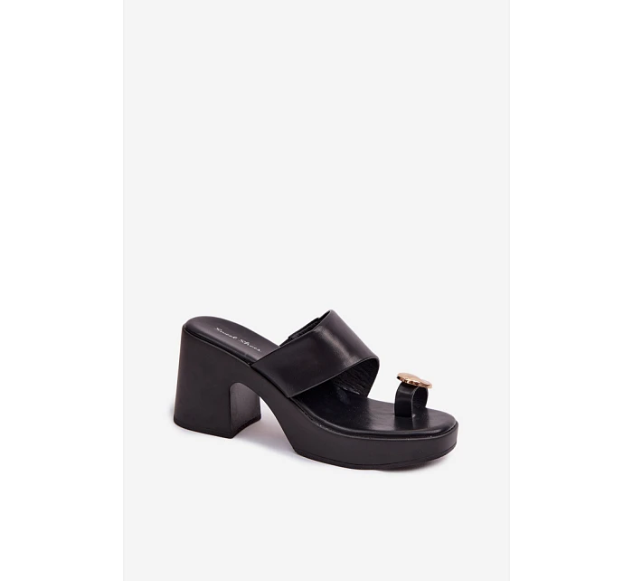 Klapky na podpatku model 225375 Step in style