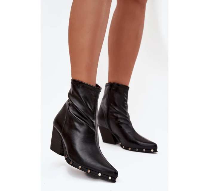 Dámské kožené boty na podpatku černé model 21709978 - Boto Dámské kožené boty na podpatku černé model 21709978 - Boto
