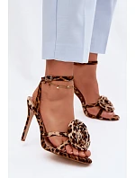 Dámské sandály na podpatku s ozdobou Panterka model 22122579 - Boto