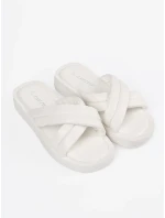 Trendy bílé nazouváky dámské platforma Trendy bílé nazouváky dámské platforma