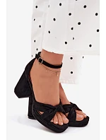 Dámské sandály na podpatku s semiše černé model 22107191 - Boto