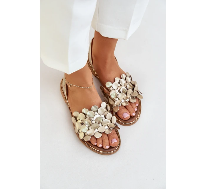 Kožené sandály na plochém podpatku Zazoo 40425 zlaté