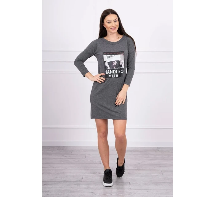 se šaty s potiskem model 18744056 - K-Fashion se šaty s potiskem model 18744056 - K-Fashion