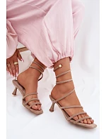 Dámské sandály na podpatku s pásky Béžové model 22103005 - Boto
