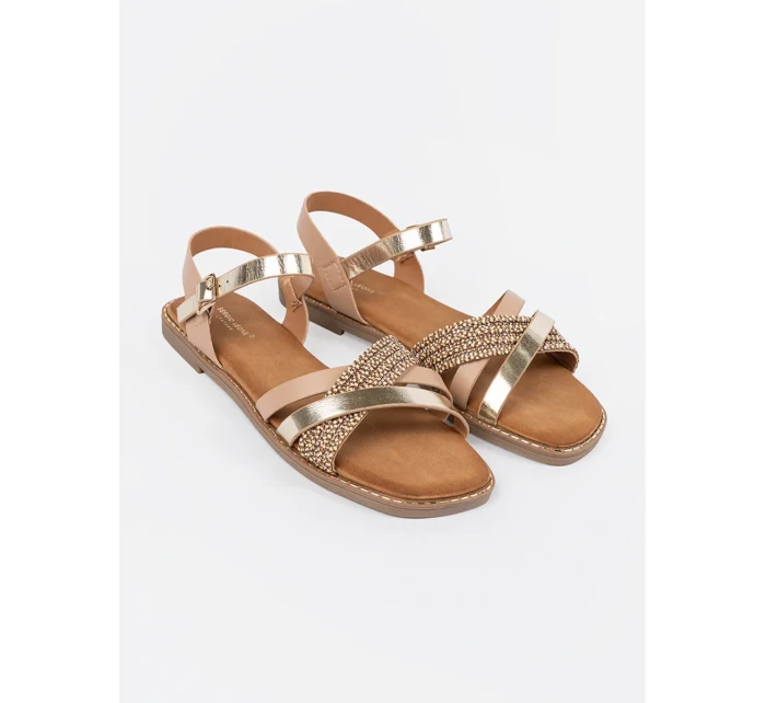 Praktické  sandály dámské zlaté na plochém podpatku