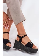 Dámské Sandály Na Klínu S Přezkou Černé model 21696177 - Boto Dámské Sandály Na Klínu S Přezkou Černé model 21696177 - Boto