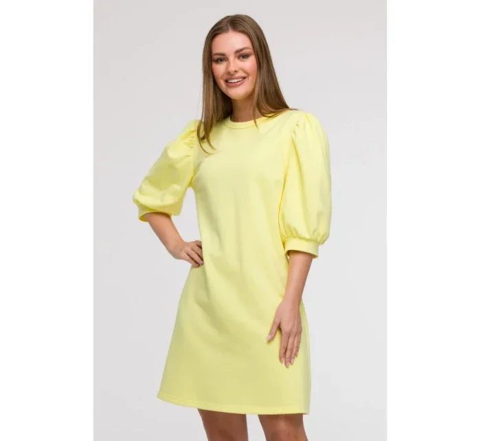 Šaty áčkového střihu s rukávy model 21047127 - BeWear