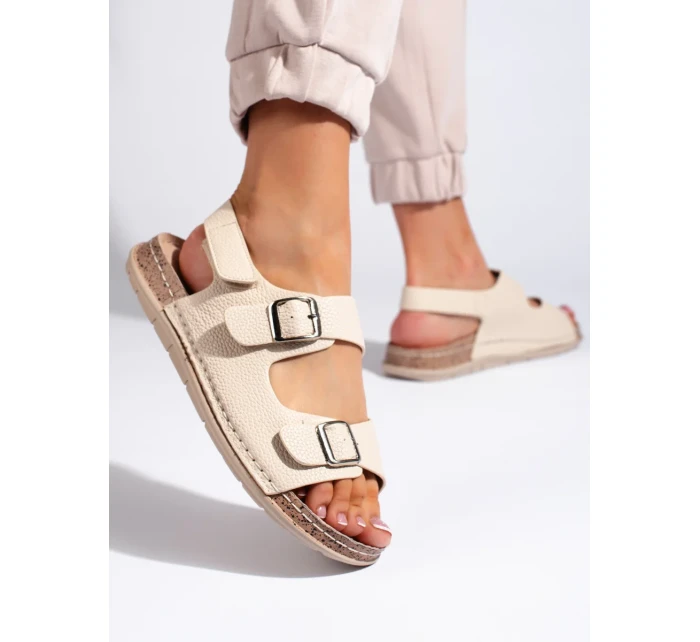 Luxusní hnědé sandály dámské na plochém podpatku Luxusní hnědé sandály dámské na plochém podpatku