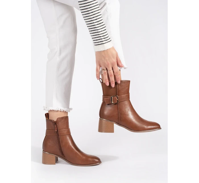 Originální kotníčkové boty hnědé dámské na širokém podpatku Originální kotníčkové boty hnědé dámské na širokém podpatku