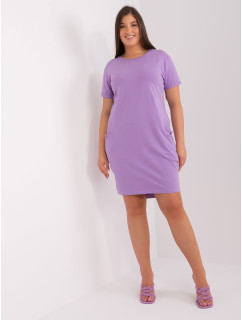 Světle fialové základní šaty plus size s krátkým rukávem