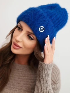 Dámská zimní čepice z huňaté příze a s knoflíkem model 21441810 - K-Fashion