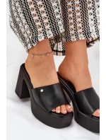 Dámské Pantofle Z Eko Kůže Na Podpatku A Platformě Černé Tamirella Dámské Pantofle Z Eko Kůže Na Podpatku A Platformě Černé Tamirella