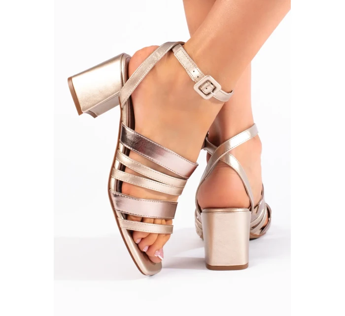 Luxusní dámské sandály na širokém podpatku Luxusní dámské sandály na širokém podpatku