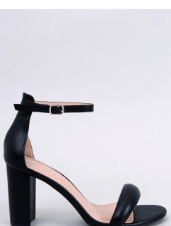 Sandály na podpatku  model 179942 Inello