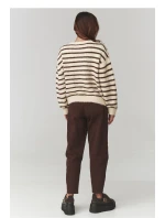 Svetr na zapínání  model 220765 Makadamia