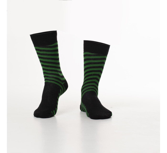 Černé a zelené pánské pruhované ponožky