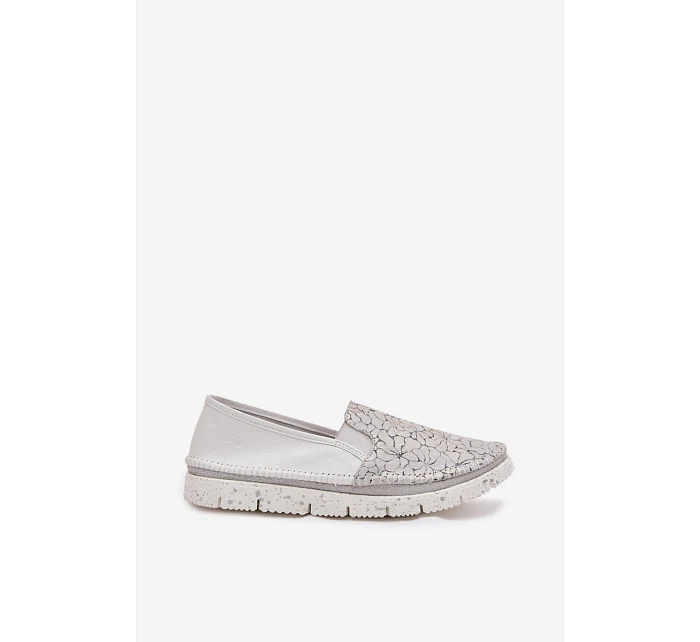 Dámské nazouvací kožené polobotky Maciejka 03512-70 Bílá-Stříbrná