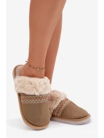 Dámské pantofle s kožíškem a výšivkou – zelené Devianne Dámské pantofle s kožíškem a výšivkou – zelené Devianne