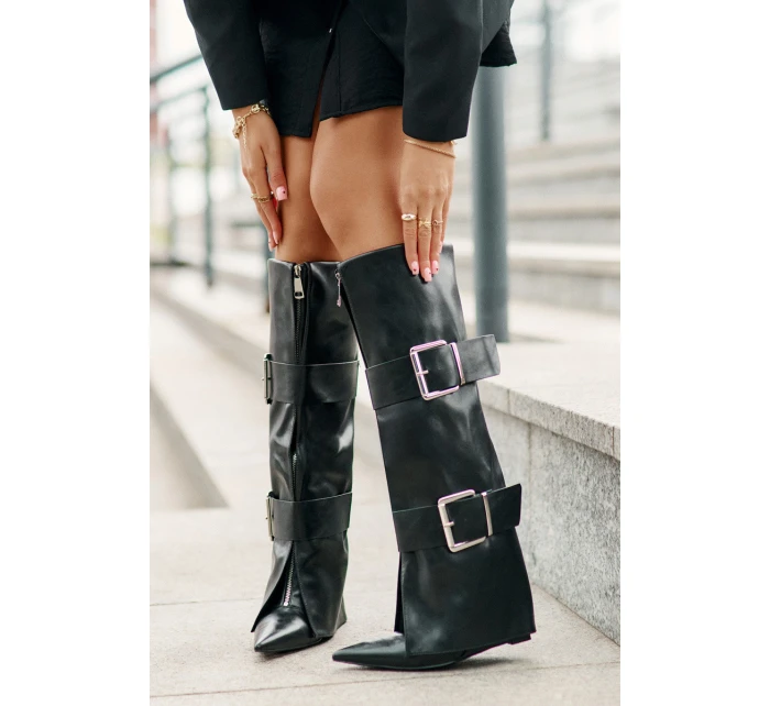 Kozačky ke kolenům na klínu s ohrnutým svrškem a model 21677855 - Boto