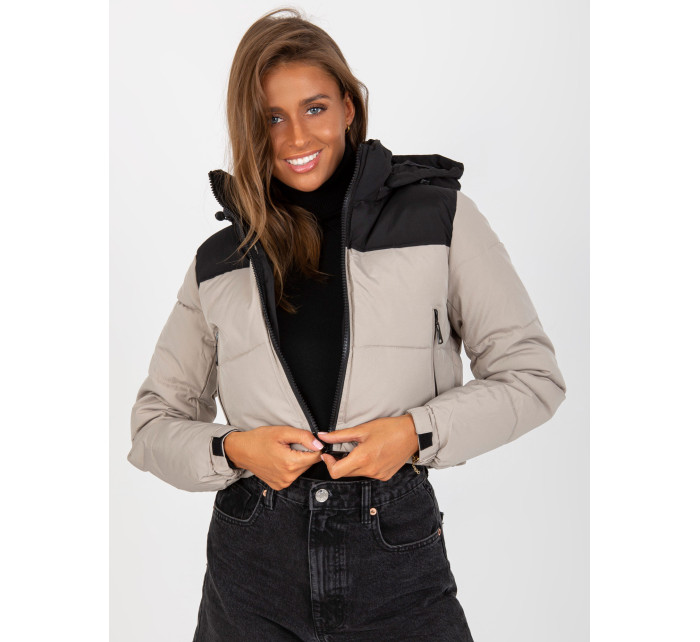 Černo-béžová krátká zimní bunda s kapucí