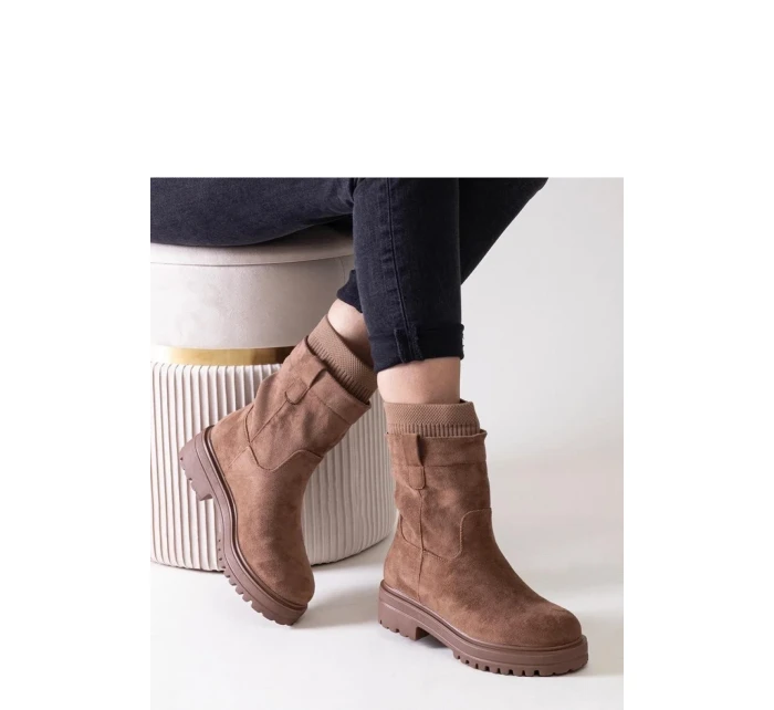 Boty model 205805 Solea Boty model 205805 Solea