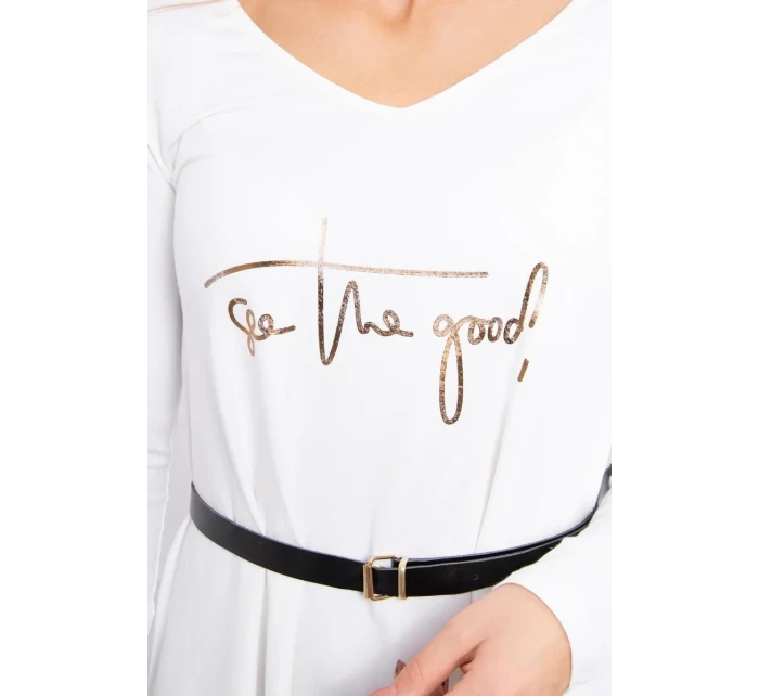 Šaty s ozdobným páskem a nápisem ecru