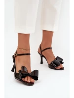 Lakované sandály na podpatku s mašlí černé Noliva Lakované sandály na podpatku s mašlí černé Noliva
