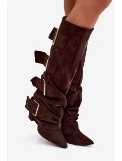 Dámské kozačky na sloupku a zlatými přezkami – čokoládové model 21796217 - Kesi