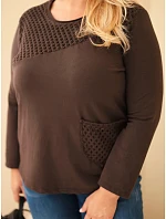 Dámská bavlněná mikina Plus Size s průstřihy a kapsou hnědá Dámská bavlněná mikina Plus Size s průstřihy a kapsou hnědá