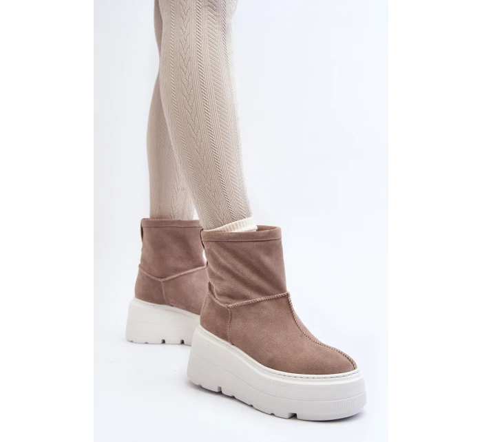 Kožené Dámské Boty Na Podpatku S Pásky  Bežové model 21644286 - Zazoo