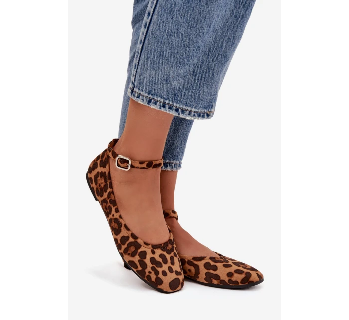 Dámské baleríny s páskem a přezkou Panterka model 21747608 - Boto