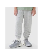 Chlapecké tepláky typu jogger model 21437070 - 4F Chlapecké tepláky typu jogger model 21437070 - 4F