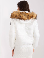 Bílá zimní bunda s odepínací kapucí