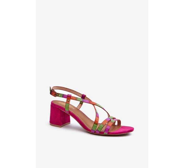 Sametové sandály na nízkém podpatku model 21660062 - Maciejka