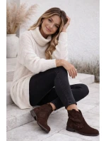 Dámské perforované kotníkové boty na nízkém podpatku S.Barski HY61-8026 Čokoládové Dámské perforované kotníkové boty na nízkém podpatku S.Barski HY61-8026 Čokoládové